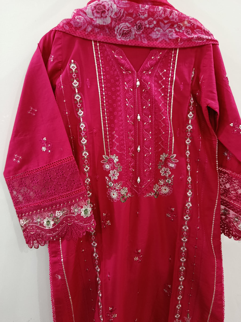 Premium Lawn 3 piece stitched