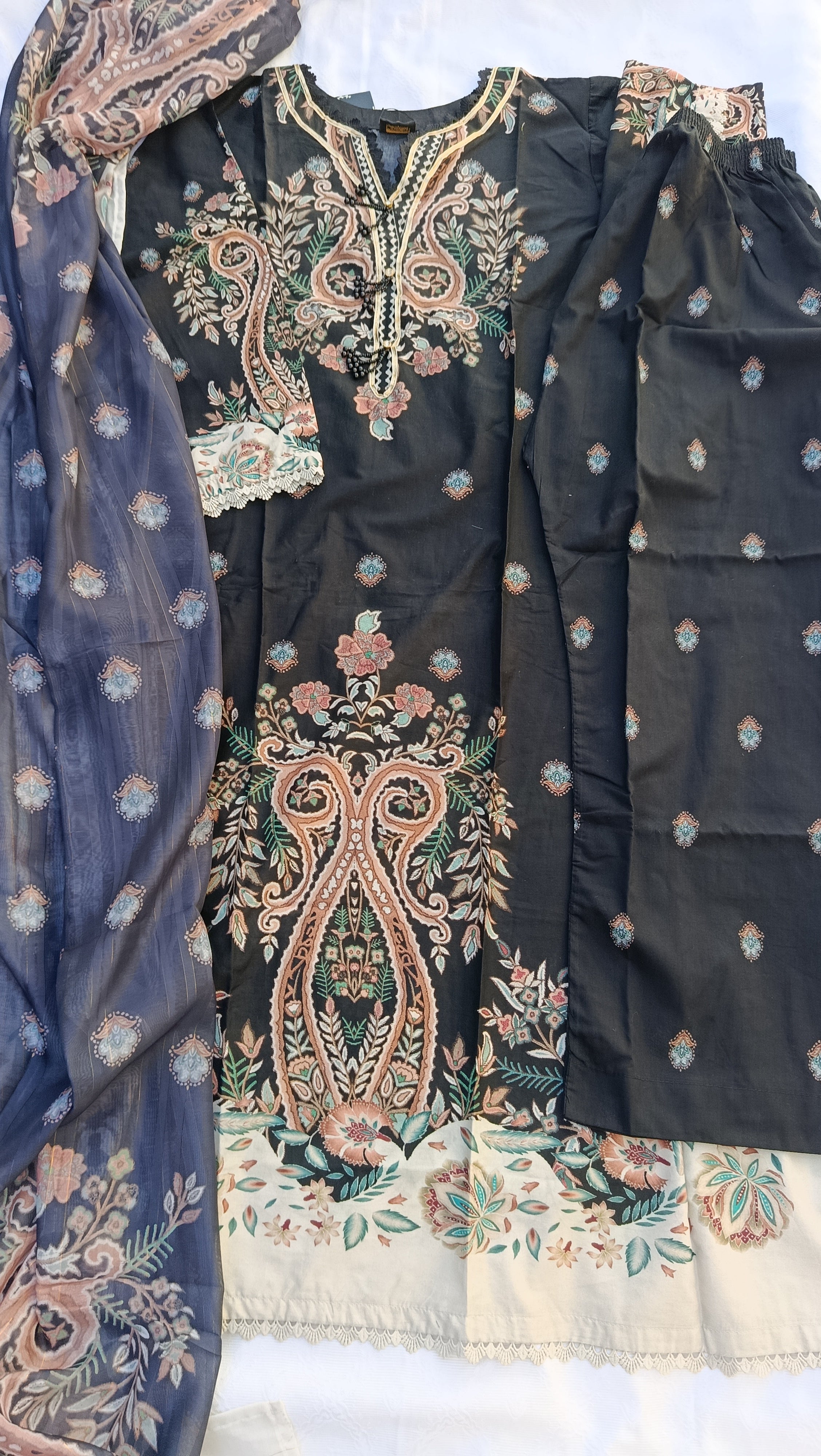 A-Line Lawn 3-Piece Stitched Suit